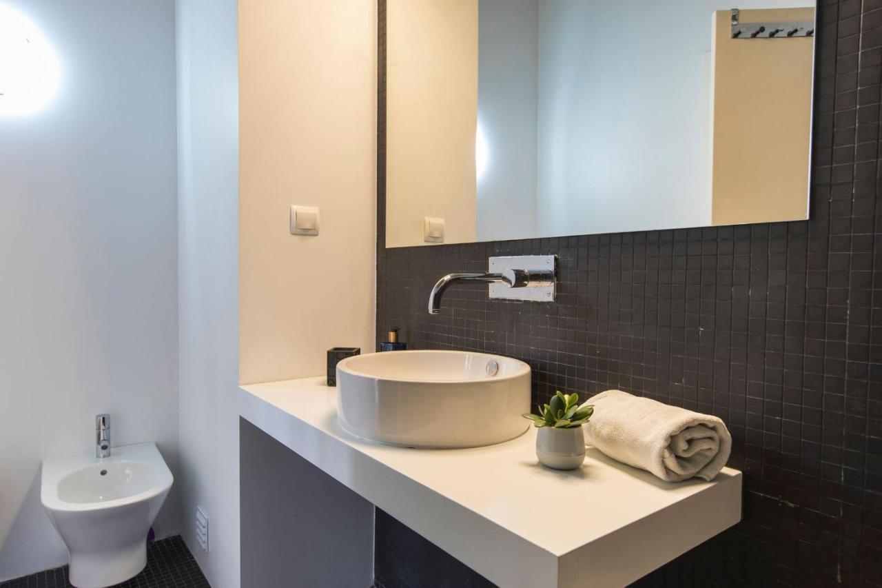 Bairro Alto Stunning Flat With Balcony By Lovelystay Lisboa Exteriör bild