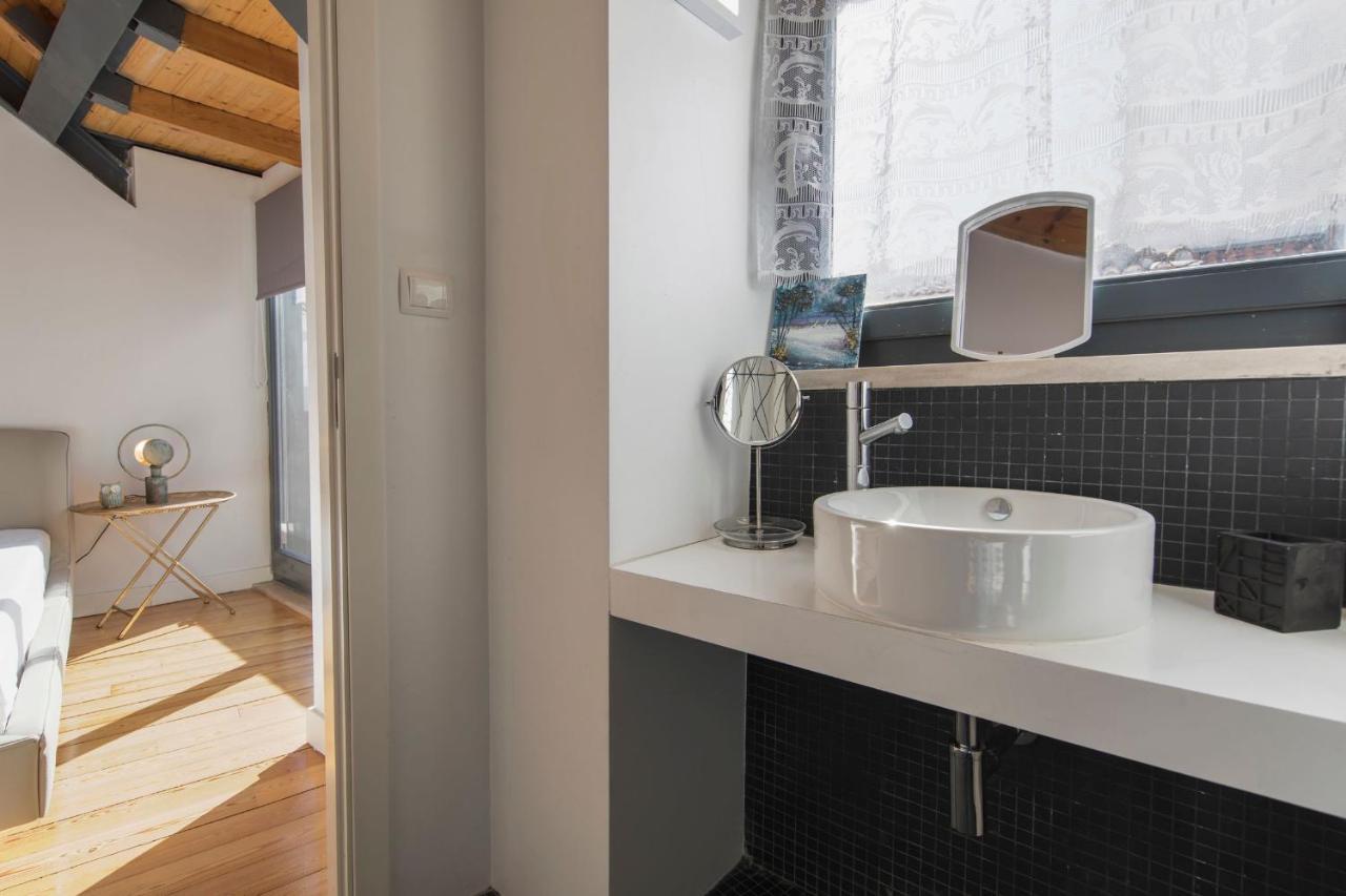 Bairro Alto Stunning Flat With Balcony By Lovelystay Lisboa Exteriör bild