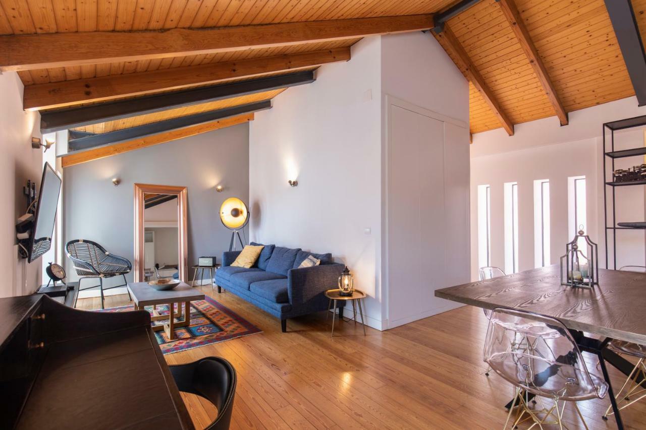 Bairro Alto Stunning Flat With Balcony By Lovelystay Lisboa Exteriör bild